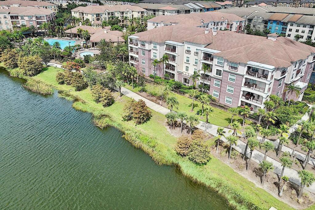 Vista Cay Standard 3 Bedroom Penthouse Orlando