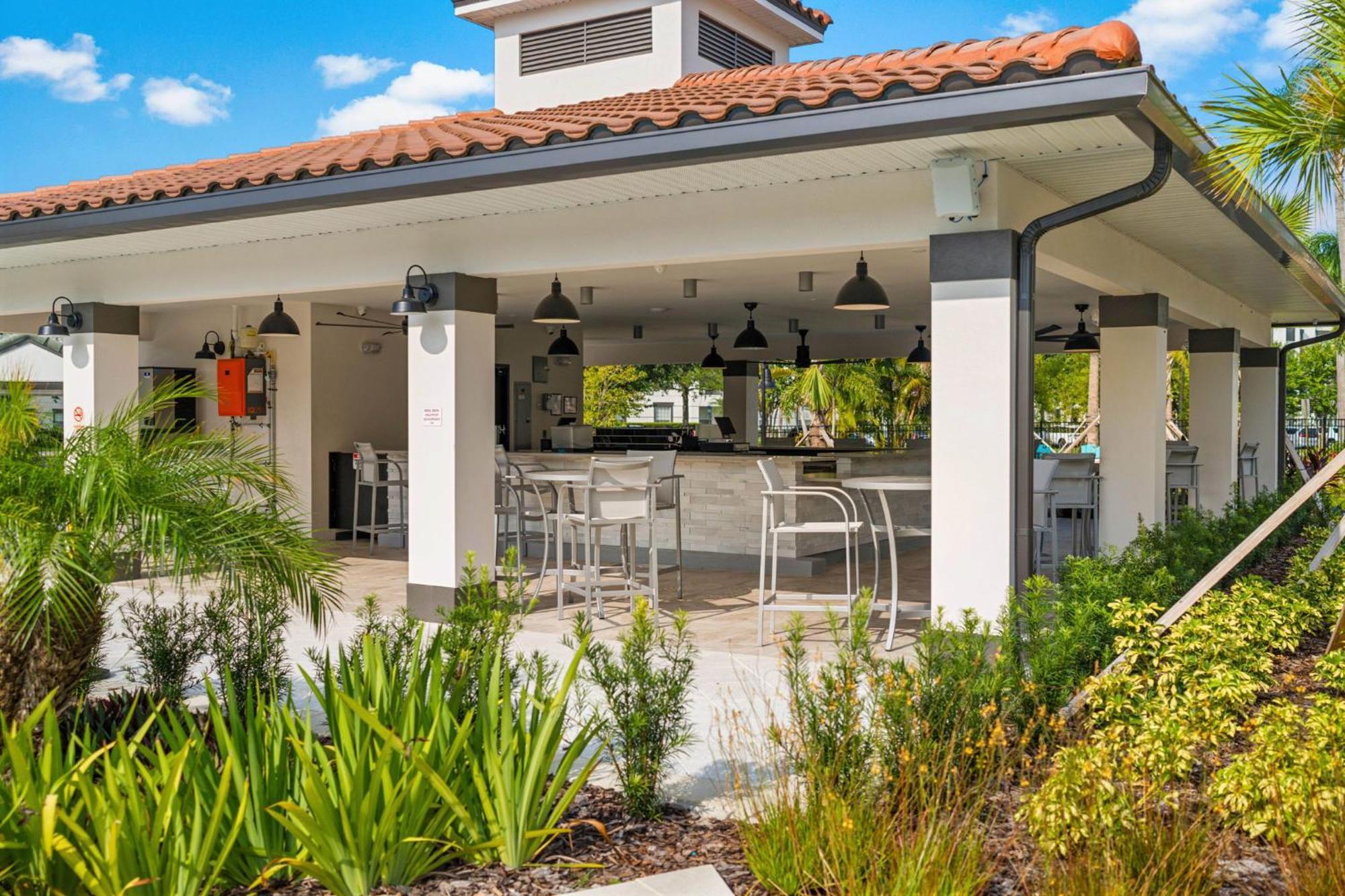Vista Cay Standard 3 Bedroom Penthouse *