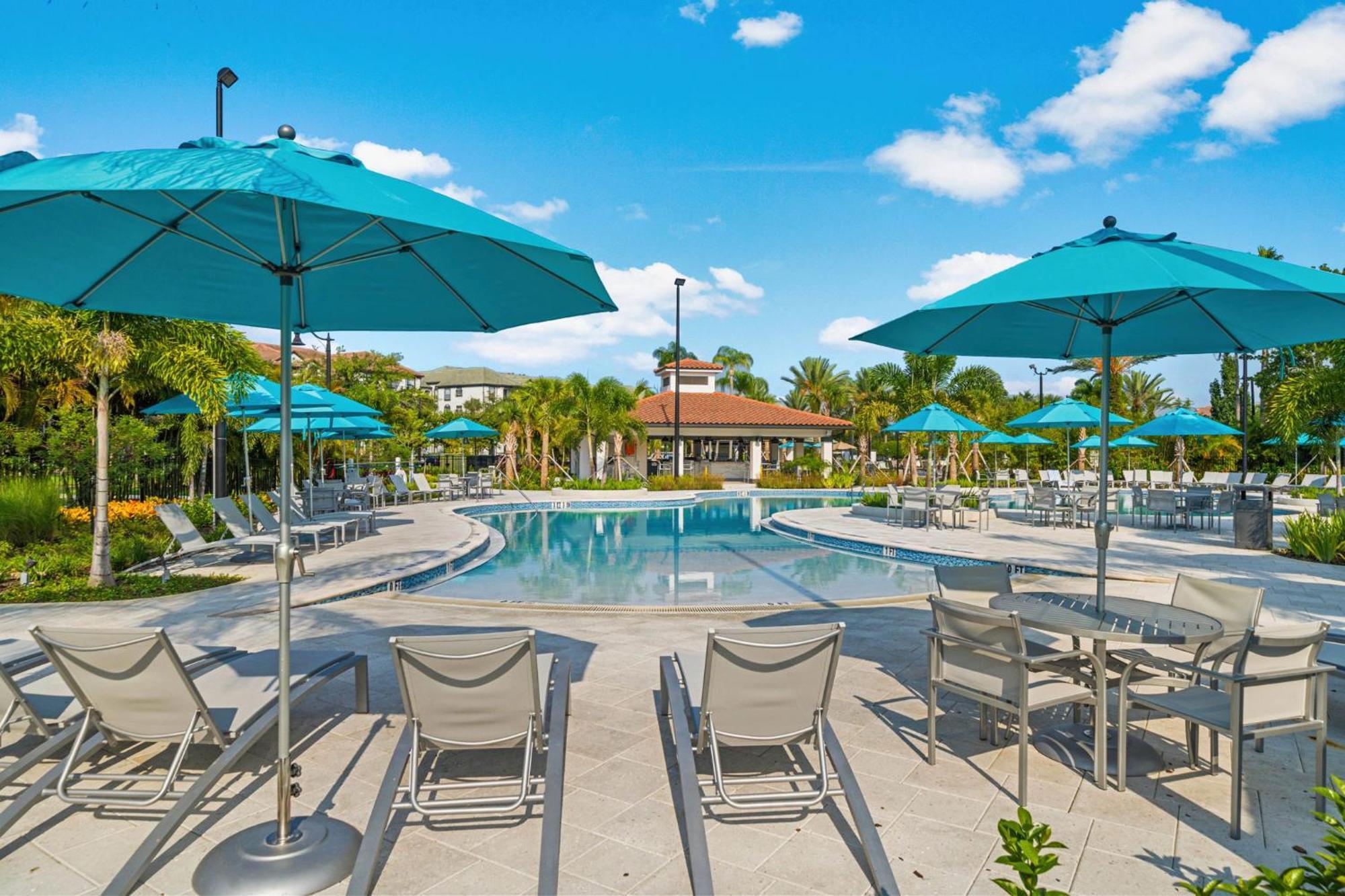 Vista Cay Standard 3 Bedroom Penthouse Apartment Orlando